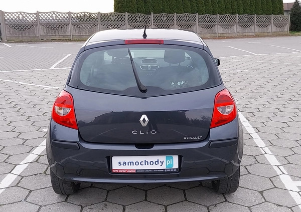 Renault Clio cena 13850 przebieg: 159000, rok produkcji 2006 z Janikowo małe 326